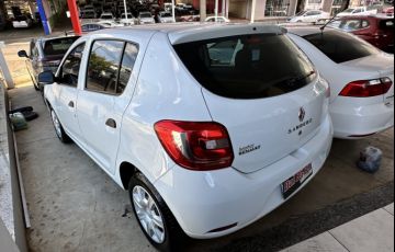 Renault Sandero Authentique 1.0 16V (Flex) - Foto #5