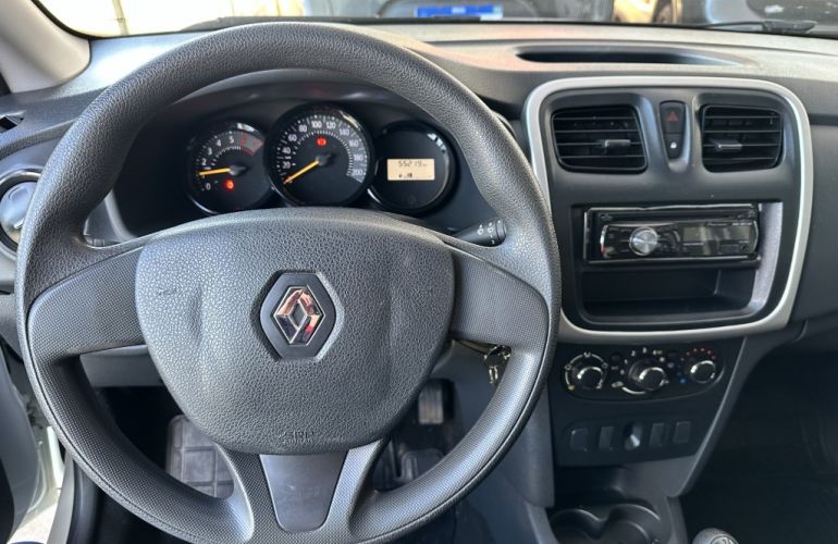 Renault Sandero Authentique 1.0 16V (Flex) - Foto #6