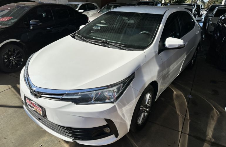 Toyota Corolla 1.8 GLi Upper Multi-Drive (Flex) - Foto #1
