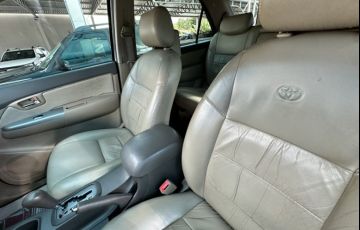 Toyota Hilux SW4 SR 2.7 4X2 (Aut) - Foto #8
