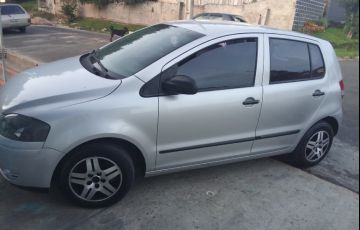 Volkswagen Fox 1.0 8V (Flex) - Foto #2