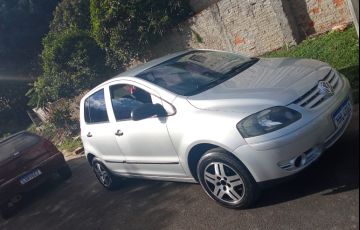 Volkswagen Fox 1.0 8V (Flex) - Foto #3