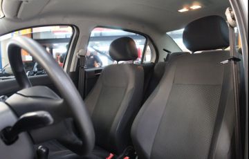 Volkswagen Voyage 1.6 Msi Total - Foto #9