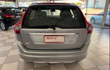 Volvo XC60 2.0 T5 Drive-E Dynamic - Foto #6