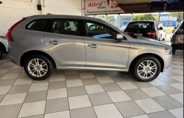 Volvo XC60 2.0 T5 Drive-E Dynamic - Foto #8