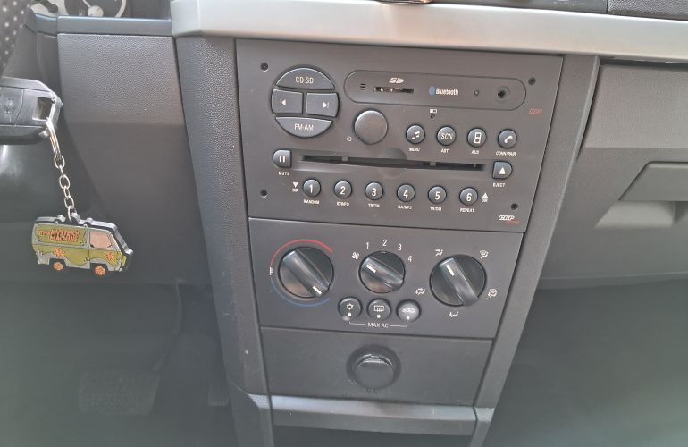 Chevrolet Meriva Premium 1.8 (Flex) (easytronic) - Foto #9