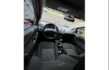 Ford New Fiesta S 1.5 16v - Foto #9