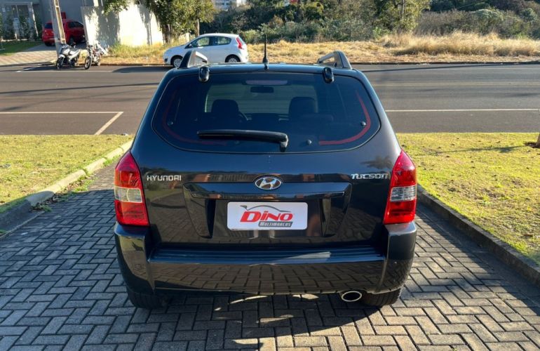 Hyundai Tucson GL 2.0 16V - Foto #4