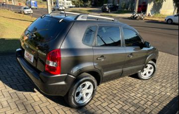 Hyundai Tucson GL 2.0 16V - Foto #5