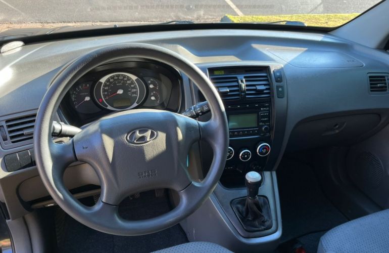 Hyundai Tucson GL 2.0 16V - Foto #8