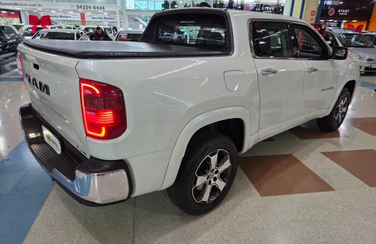 RAM Rampage 2.0 Turbo Laramie 4x4 - Foto #4