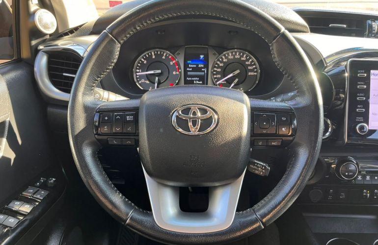 Toyota Hilux 2.8 TDI CD SRX 4x4 4wd (Aut) - Foto #8