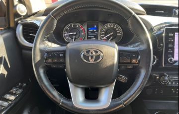 Toyota Hilux 2.8 TDI CD SRX 4x4 4wd (Aut) - Foto #8
