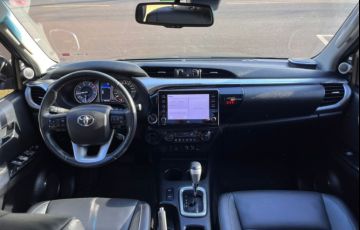 Toyota Hilux 2.8 TDI CD SRX 4x4 4wd (Aut) - Foto #10