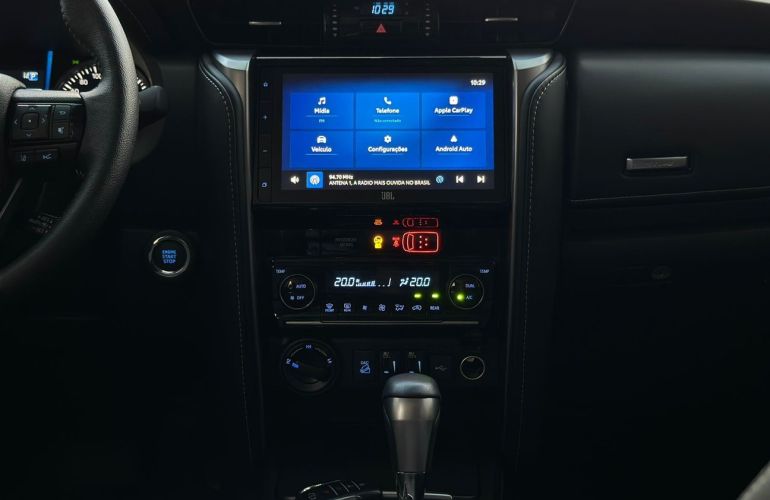 Toyota Hilux Sw4 2.8 D-4d Turbo Srx Platinum 7l 4x4 - Foto #10