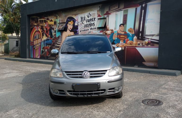 Volkswagen Fox 1.0 8V (Flex) - Foto #1
