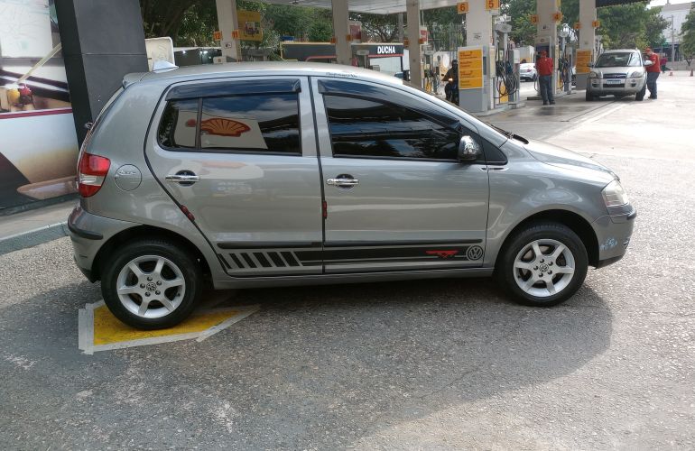 Volkswagen Fox 1.0 8V (Flex) - Foto #4