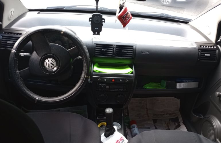 Volkswagen Fox 1.0 8V (Flex) - Foto #8
