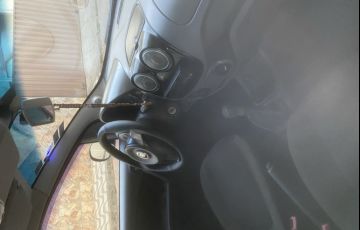 Fiat Palio Attractive 1.0 8V (Flex) - Foto #5