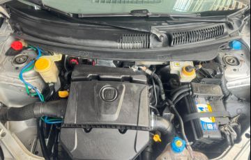 Fiat Palio Essence 1.6 16V Dualogic (Flex) - Foto #10