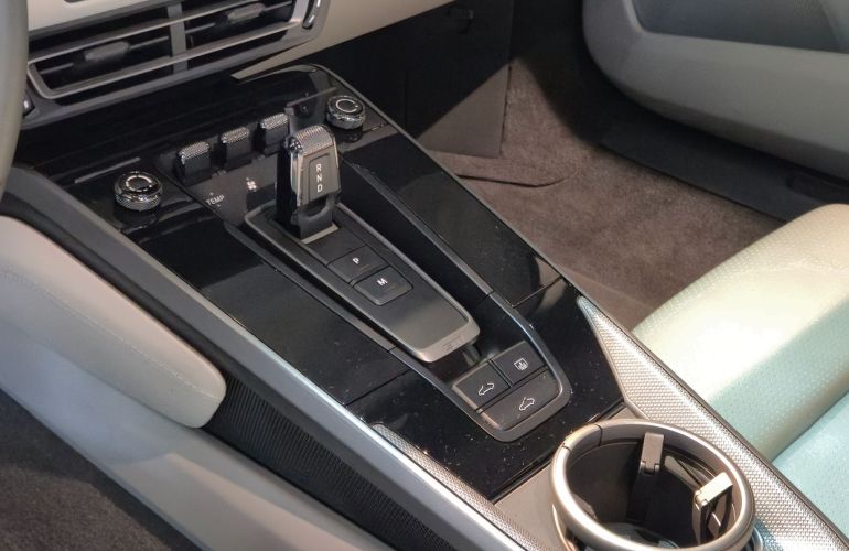 Porsche 911 3.0 24v H6 Carrera Pdk - Foto #10