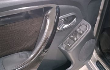 Renault Duster 2.0 16V Dynamique - Foto #9