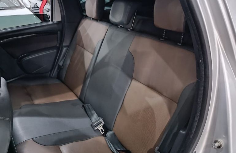 Renault Duster 2.0 16V Dynamique - Foto #10