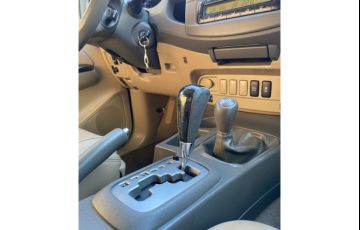 Toyota Hilux SW4 SRV 3.0 4X4 (7 Lugares) - Foto #6