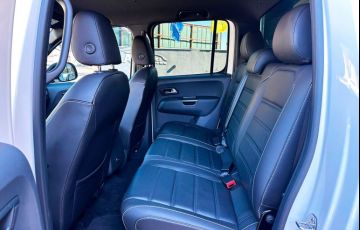 Volkswagen Amarok 3.0 V6 TDi Highline Extreme CD 4motion - Foto #5