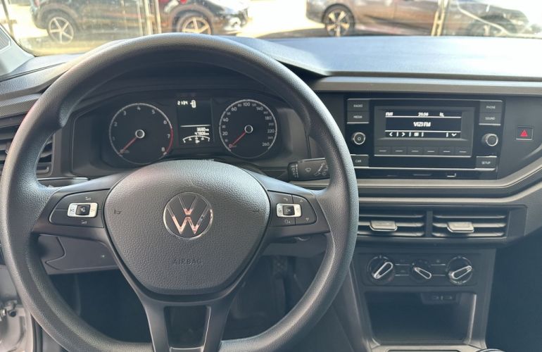 Volkswagen Polo 1.0 Track - Foto #8