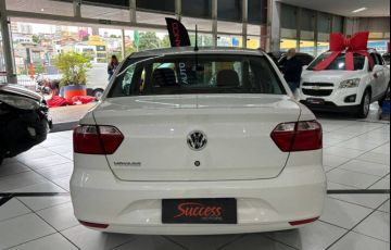 Volkswagen Voyage 1.0 12v MPi Total - Foto #6