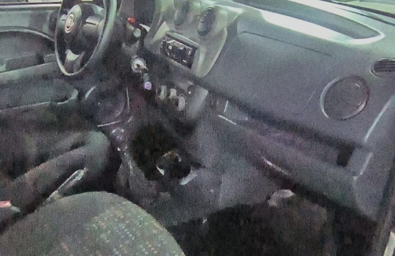 Fiat Uno 1.0 Evo Vivace 8v - Foto #8
