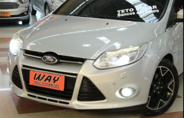 Ford Focus 2.0 Titanium Sedan 16v - Foto #6