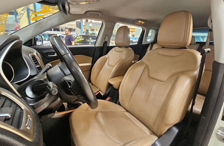 Jeep Compass 2.0 16V Longitude - Foto #2