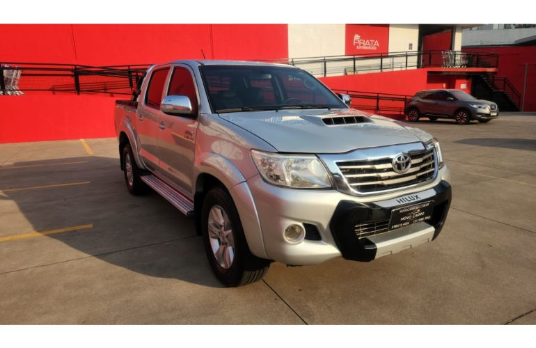 Toyota Hilux 3.0 Srv 4x4 CD 16V Turbo Intercooler Diesel 4p Automático - Foto #3