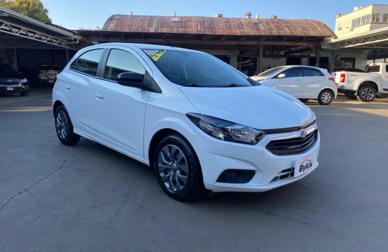 Chevrolet Onix 1.0 Joy SPE/4 - Foto #1