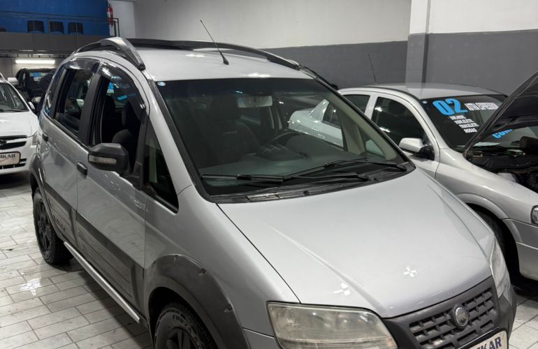 Fiat Idea Adventure 1.8 (Flex) - Foto #2