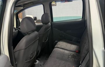Fiat Idea Adventure 1.8 (Flex) - Foto #3