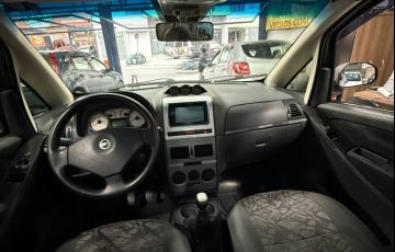 Fiat Idea Adventure 1.8 (Flex) - Foto #5