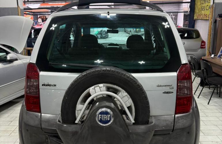 Fiat Idea Adventure 1.8 (Flex) - Foto #9