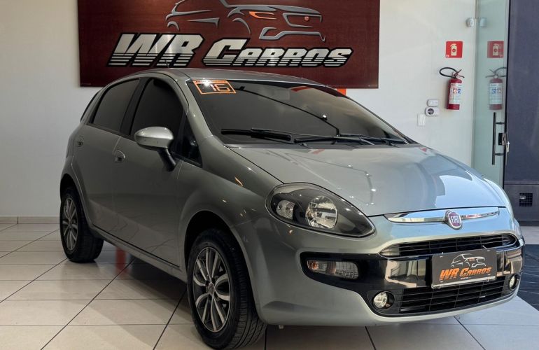 Fiat Punto 1.6 Essence 16v - Foto #1