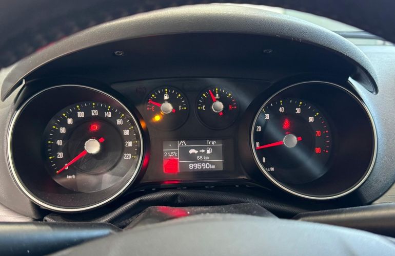Fiat Punto 1.6 Essence 16v - Foto #5