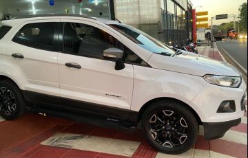 Ford Ecosport 1.6 Freestyle 16v - Foto #3