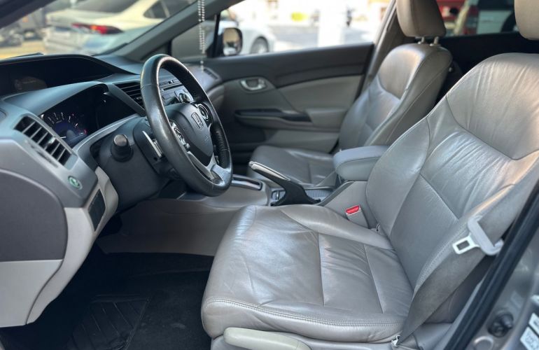 Honda Civic 2.0 LXR 16v - Foto #6