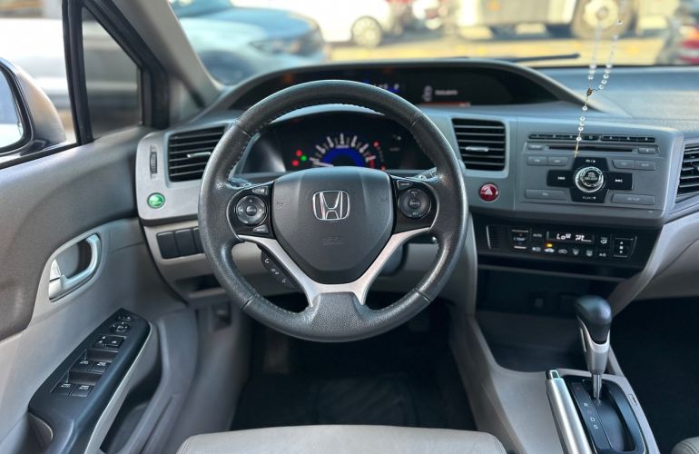 Honda Civic 2.0 LXR 16v - Foto #7