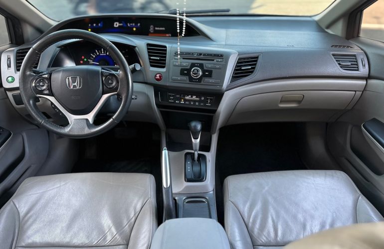 Honda Civic 2.0 LXR 16v - Foto #9