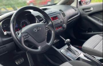 Kia Cerato SX 1.6 16V E.294 (Aut) - Foto #3