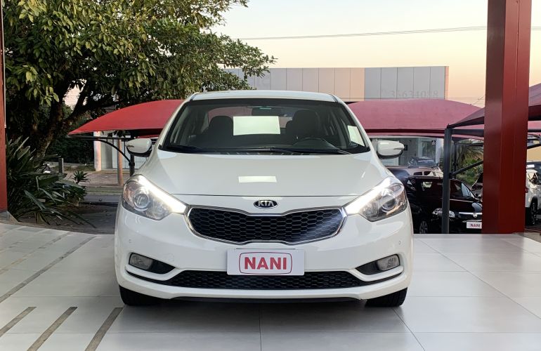 Kia Cerato SX 1.6 16V E.294 (Aut) - Foto #2