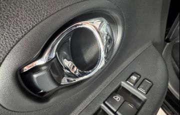 Nissan March 1.6 SL 16V Flexstart - Foto #8