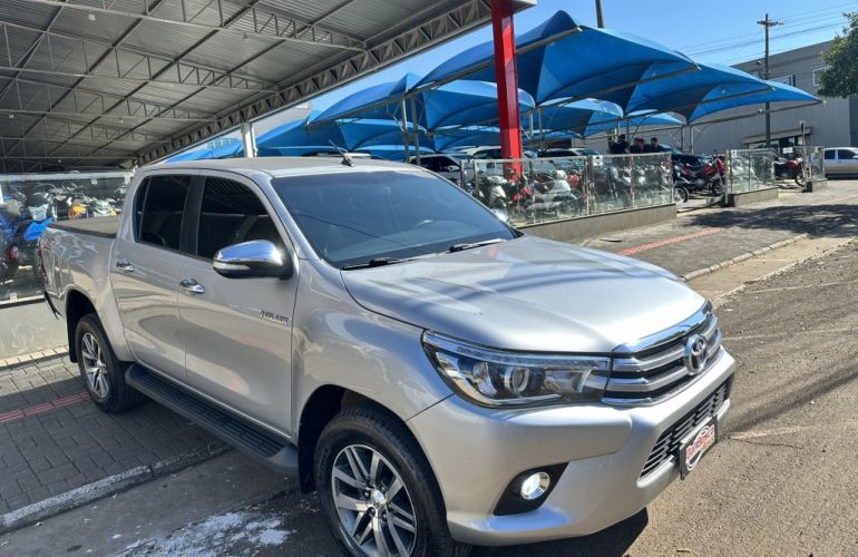 Toyota Hilux 2.8 TDI CD SRX 4x4 4wd (Aut) - Foto #3